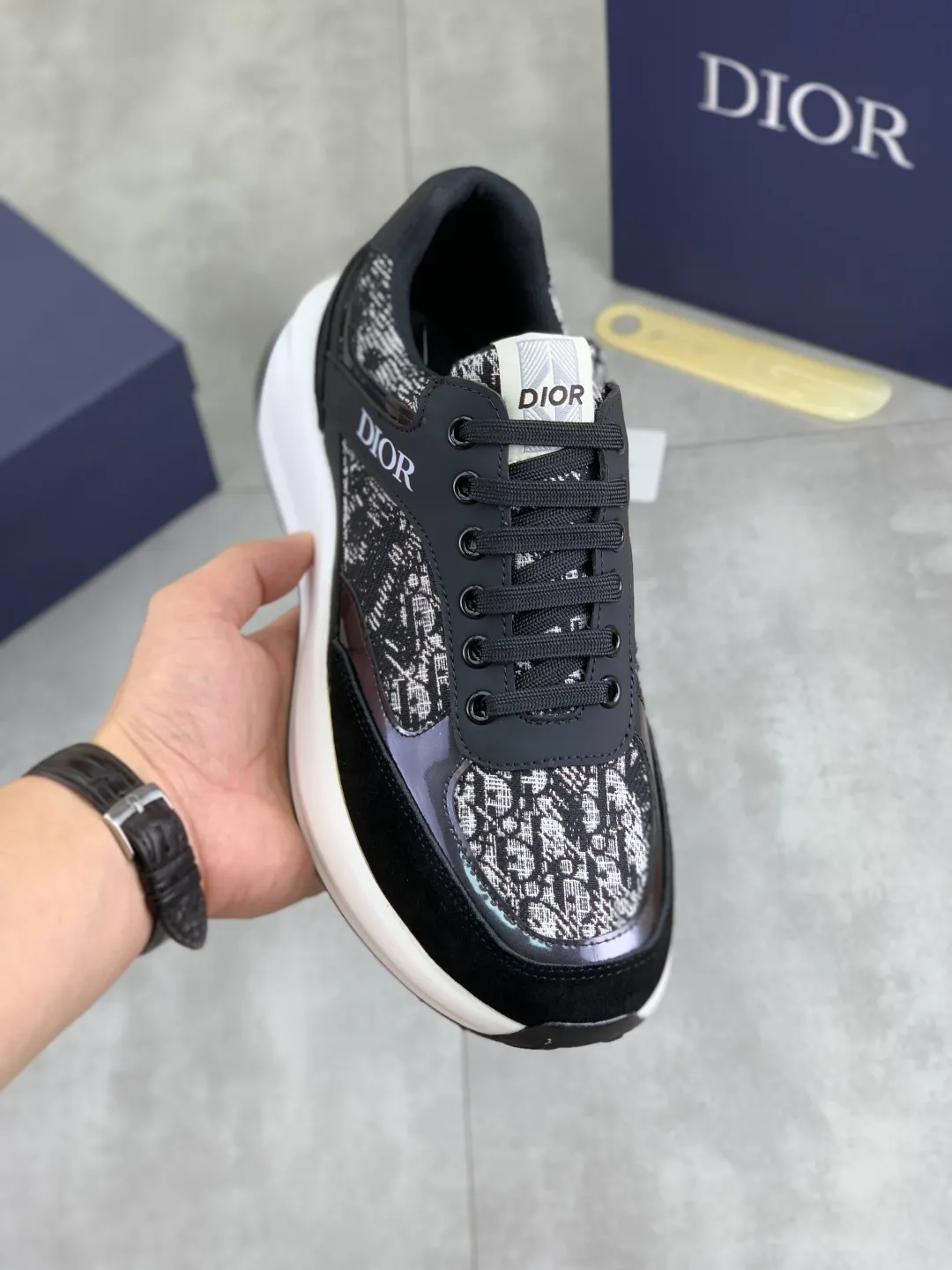 Men's Men's Shoes💰P420💰[New Style]🆘[Dior] 2025 Dior Original Lace-up Low-top Men's Shoes Classic casual shoes🔥This model is the official flagship model, with high quality and made by famous original designers. It is made of high-quality cowhide with original materials➕comfortable and breathable mesh lining➕pigskin insole. The perfect last shape and generous and fashionable design have attracted many consumers. Suitable for drivers to drive🚗. What you want is the best quality in the market. Color 4️⃣Code number: 38--44 (45 customized)